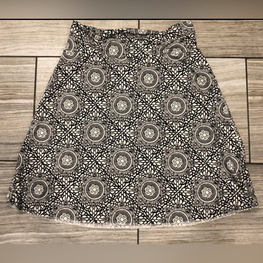 Soybu stretch active geometric print stretch skirt